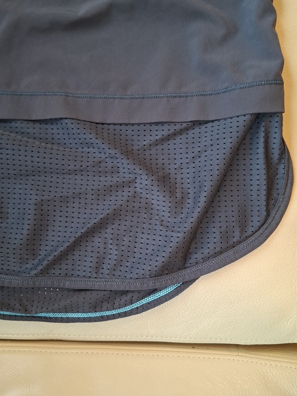 Ivivva Girl by Lululemon🍋 Run Day, Fun Day Tee grey longer t-shirt size 12 - Picture 5 of 9